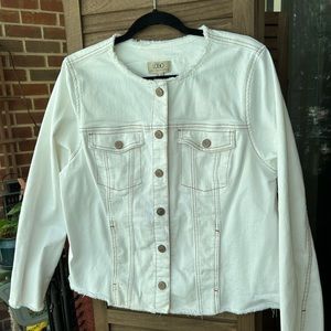 White denim jacket LOGO